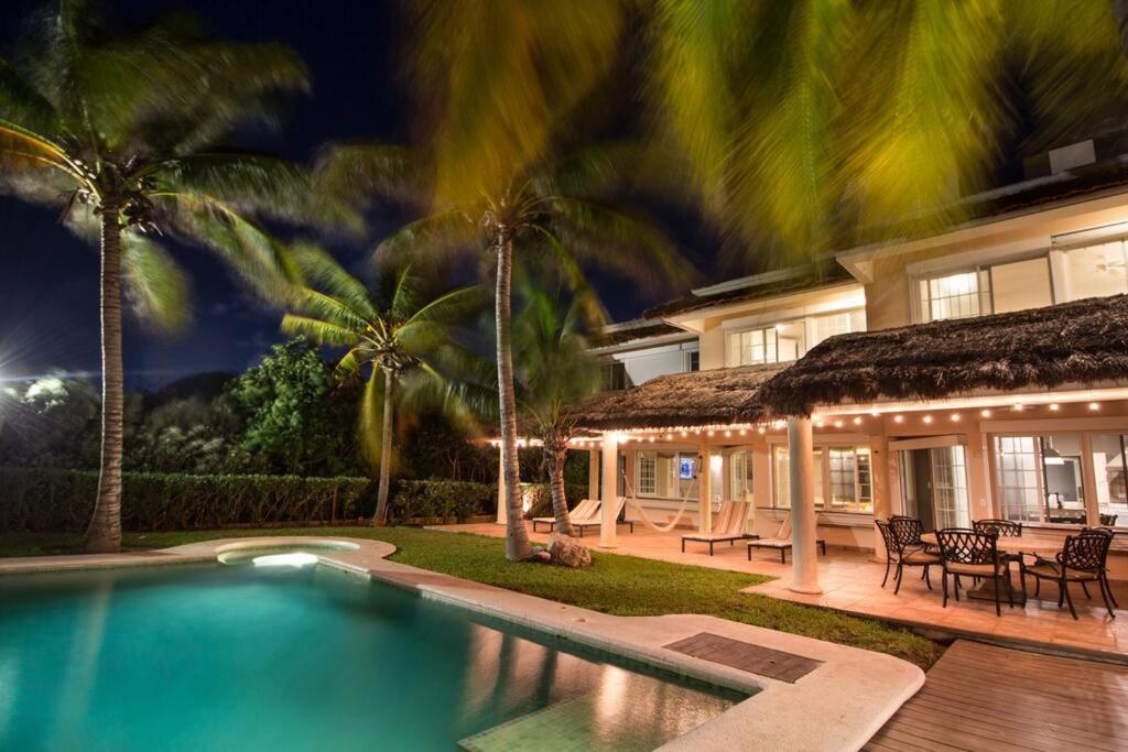 El Meco Beachfront & Private Pool Villa By Casa Paraiso Cancun Luaran gambar